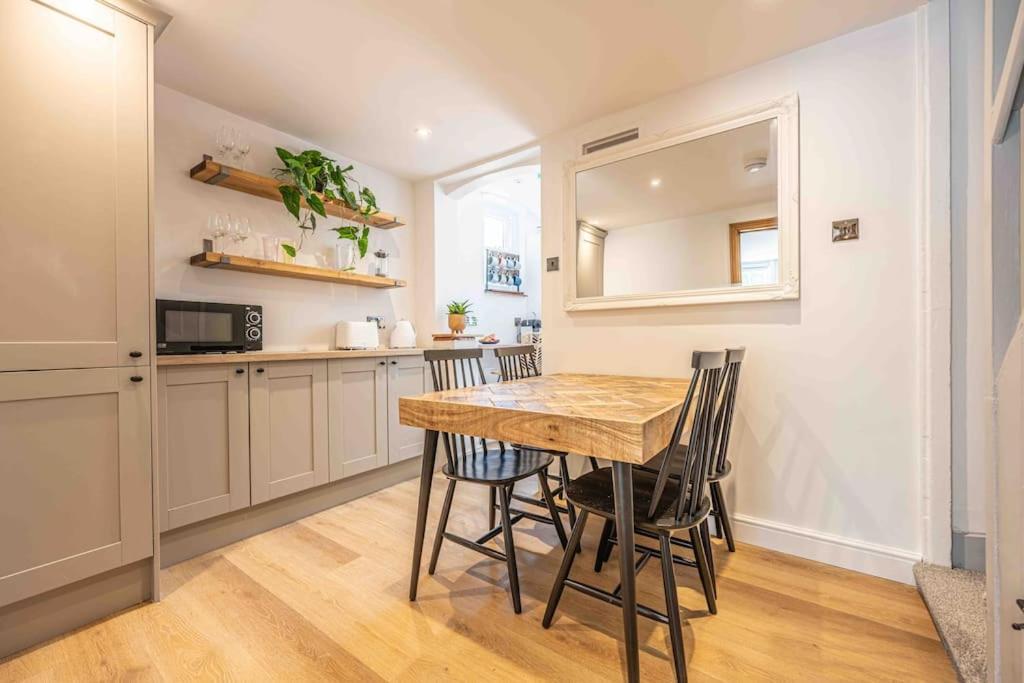 The Lymington Sailor'S Cottage Екстериор снимка
